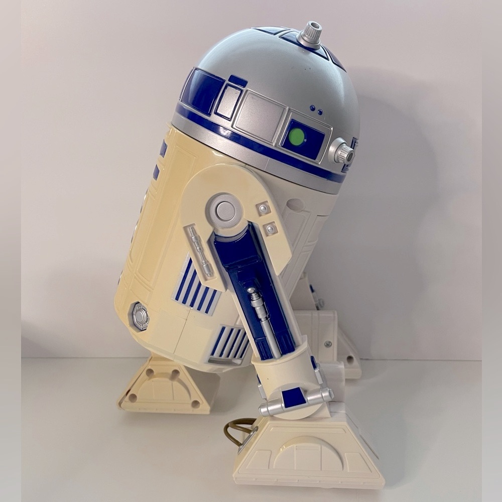 Star Wars R2-D2 Droid - Picture 3 of 9